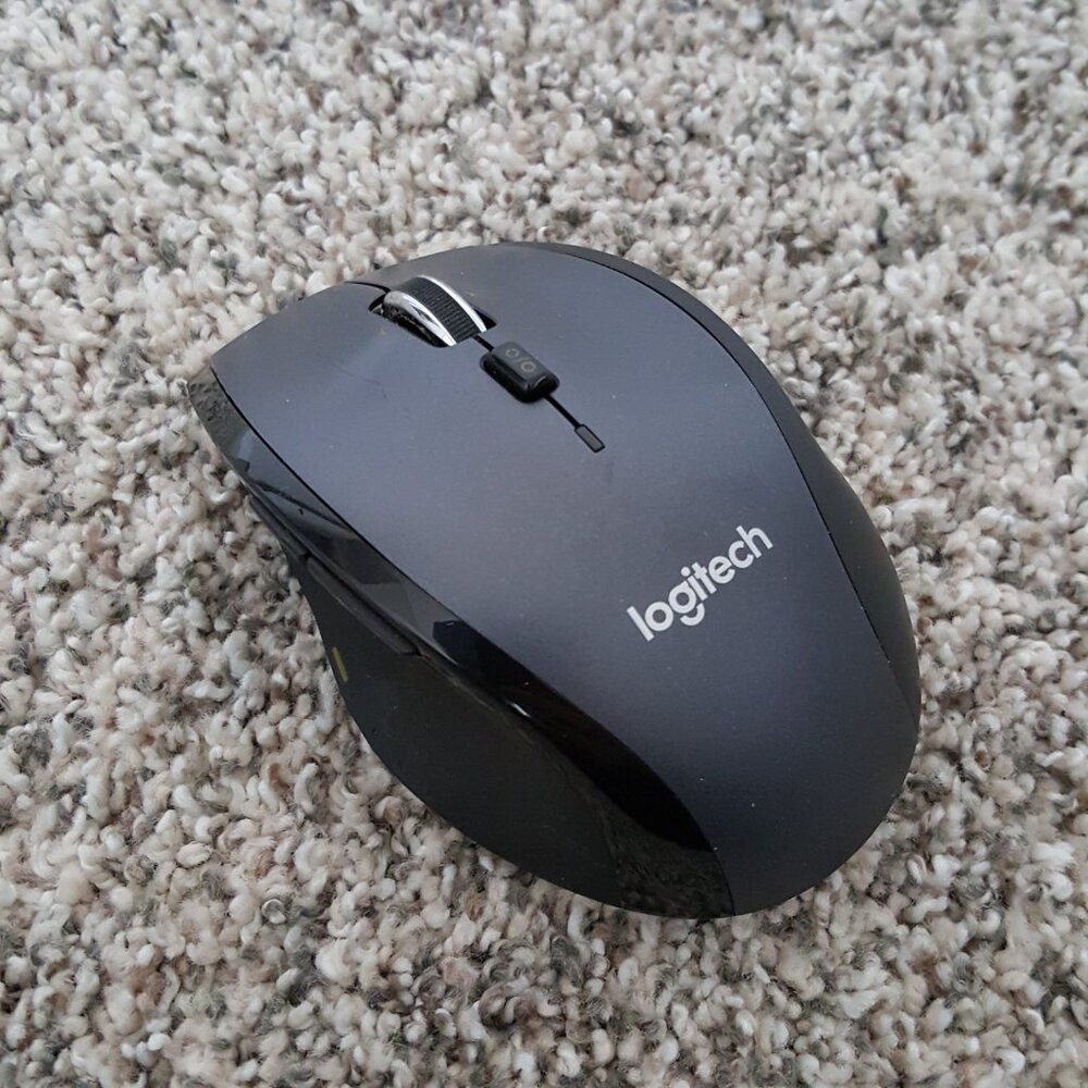 Logitech Wireless Optical Mouse M705 Marathon 5 Programmable Buttons Right Hand